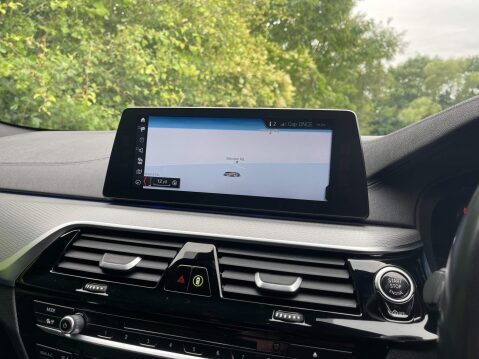 BMW 5 Series 3.0 530d M Sport Touring Auto xDrive Euro 6 (s/s) 5dr 29