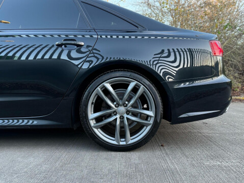 Audi A6 2.0 TDI ultra Black Edition S Tronic Euro 6 (s/s) 4dr 19
