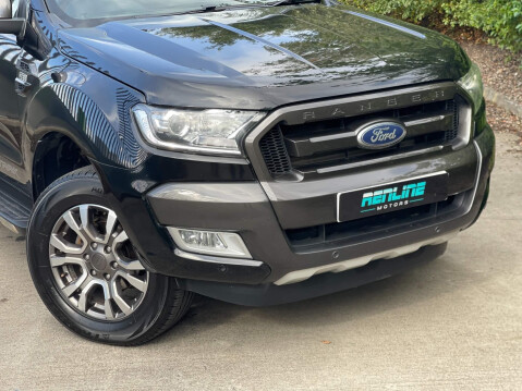 Ford Ranger 3.2 TDCi Wildtrak Auto 4WD Euro 5 4dr 17