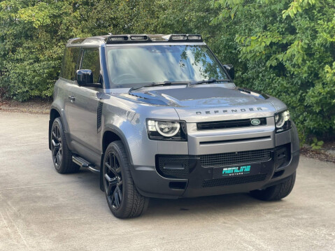Land Rover Defender 3.0 D200 MHEV Hard Top SUV Auto 4WD SWB Euro 6 (s/s) 3dr 9
