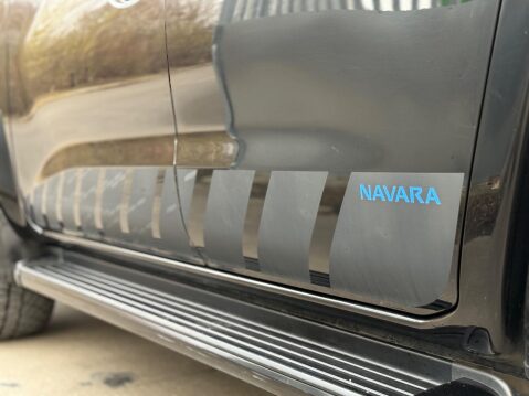 Nissan Navara 2.3 dCi N-Guard Auto 4WD Euro 6 4dr 36