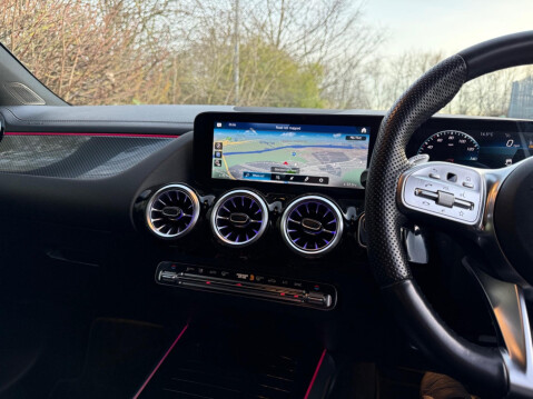 Mercedes-Benz GLA 2.0 GLA35 AMG (Premium) 8G-DCT 4MATIC Euro 6 (s/s) 5dr 15
