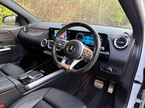 Mercedes-Benz GLA 2.0 GLA35 AMG (Premium) 8G-DCT 4MATIC Euro 6 (s/s) 5dr 28