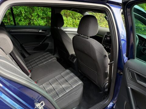 Volkswagen Golf 2.0 TDI GTD Euro 6 (s/s) 5dr 8