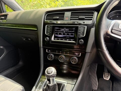 Volkswagen Golf 2.0 TDI BlueMotion Tech GTD Euro 6 (s/s) 5dr 11