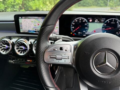 Mercedes-Benz A Class 1.3 A200 AMG Line (Premium) 7G-DCT Euro 6 (s/s) 5dr 12