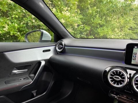 Mercedes-Benz A Class 1.3 A200 AMG Line (Premium) 7G-DCT Euro 6 (s/s) 5dr 13