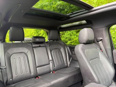 Land Rover Defender 3.0 D250 MHEV X-Dynamic S Auto 4WD Euro 6 (s/s) 3dr 17
