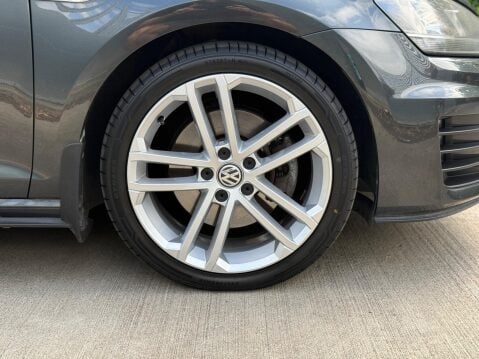Volkswagen Golf 2.0 TDI BlueMotion Tech GTD Euro 6 (s/s) 5dr 27