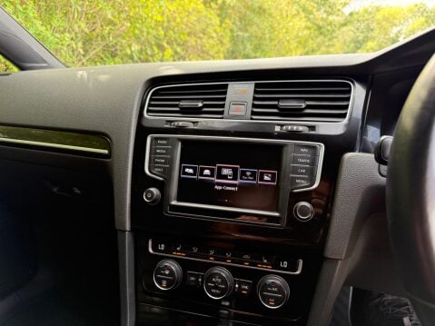 Volkswagen Golf 2.0 TDI BlueMotion Tech GTD Euro 6 (s/s) 5dr 29