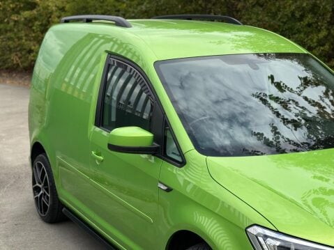 Volkswagen Caddy 2.0 TDI C20 Highline DSG SWB Euro 6 (s/s) 5dr 31