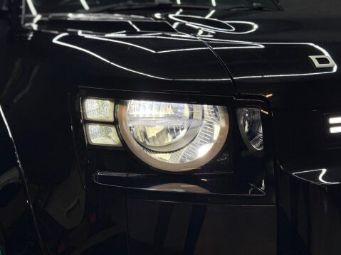 Land Rover Defender 3.0 D250 MHEV X-Dynamic S Auto 4WD Euro 6 (s/s) 3dr 24