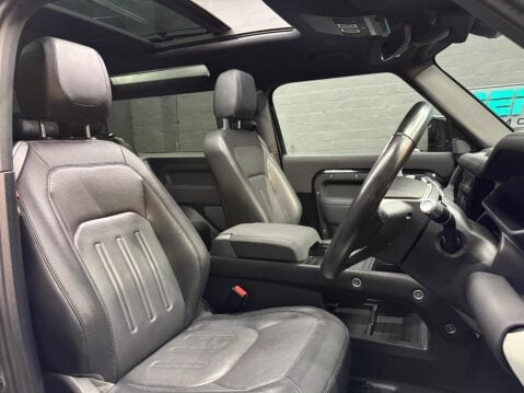Land Rover Defender 3.0 D250 MHEV X-Dynamic S Auto 4WD Euro 6 (s/s) 3dr 12