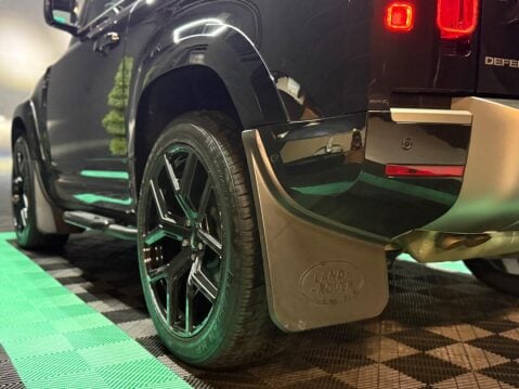 Land Rover Defender 3.0 D250 MHEV X-Dynamic S Auto 4WD Euro 6 (s/s) 3dr 6