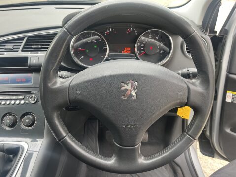Peugeot 3008 1.6 HDI ACTIVE 6 SPEED MANUAL. 13