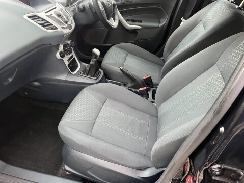 Ford Fiesta ZETEC 10