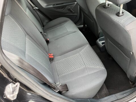 Ford Fiesta ZETEC 12