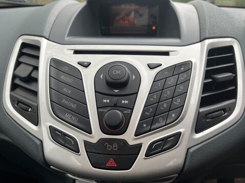 Ford Fiesta ZETEC 15