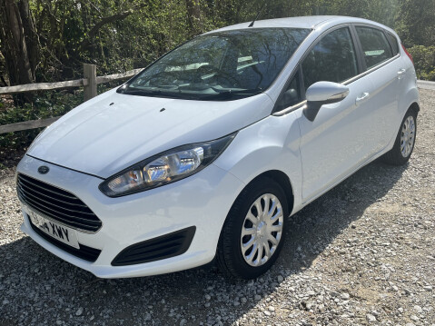 Ford Fiesta STYLE 8