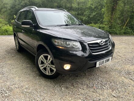 Hyundai SANTA FE PREMIUM 4X4 CRDI 6 SPEED MANUAL.