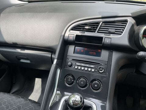 Peugeot 3008 ACTIVE 1.6 HDI ACTIVE 6 SPEED MANUAL. 14