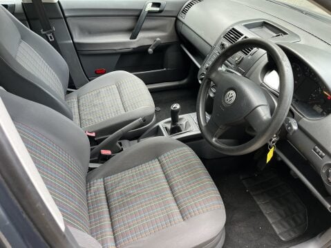 Volkswagen Polo E 9