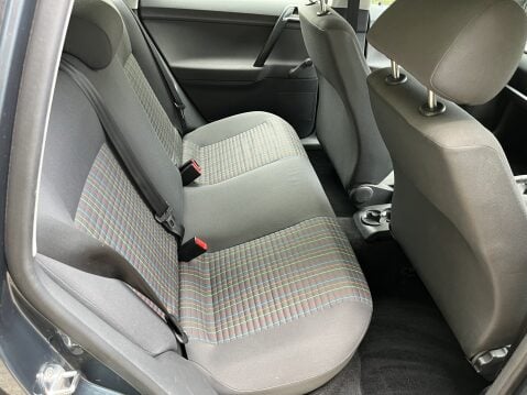 Volkswagen Polo E 12