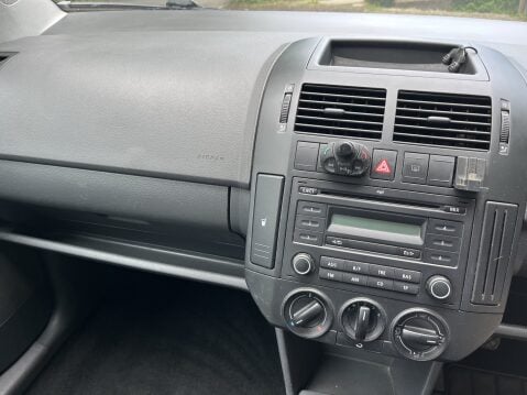 Volkswagen Polo E 13