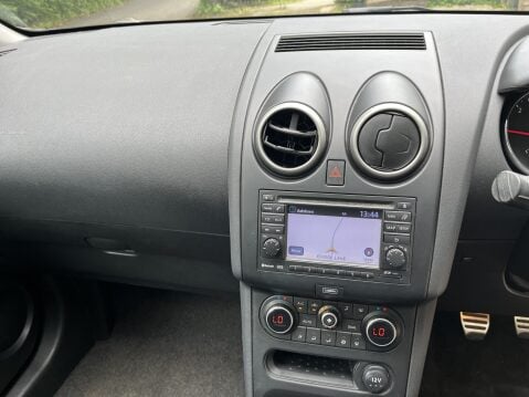 Nissan Qashqai N-TEC PLUS DCI 6 SPEED MANUAL. 15
