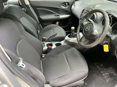 Nissan Juke VISIA 1.6 5 SPEED PETROL. 5 DOOR. 9