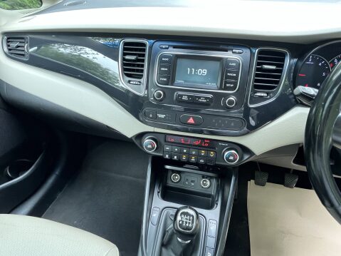 Kia Carens 3 ECODYNAMICS CRDI 19
