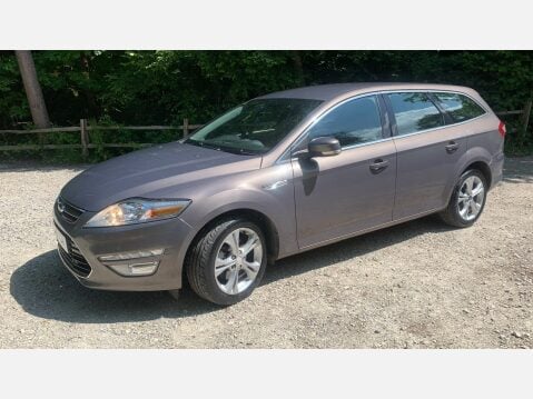 Ford Mondeo TITANIUM X 2.0 PETROL ESTATE CAR 5 SPEED MANUAL. 3