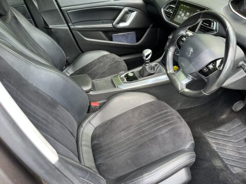 Peugeot 308 THP FELINE 9