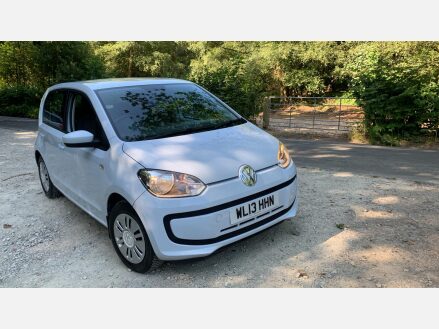 Volkswagen Up MOVE UP 1.0 PETROL 5 DOOR 5 SPEED MANUAL.