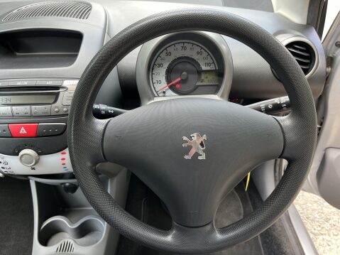 Peugeot 107 1.0 URBAN 5 DR 5 SPEED** £20 TAX ** ULEZ COMPLIANT ** 13