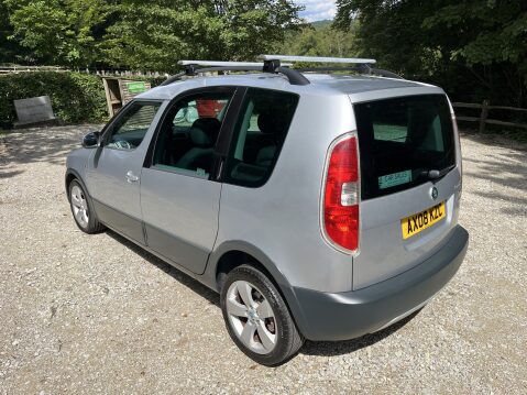 Skoda Roomster ROOMSTER SCOUT 1.9 TDI 5 DR. 6