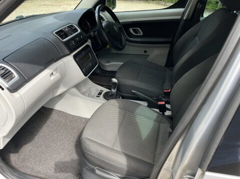 Skoda Roomster ROOMSTER SCOUT 1.9 TDI 5 DR. 10