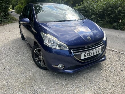 Peugeot 208 INTUITIVE