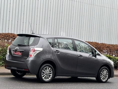 Toyota Verso VALVEMATIC ICON 6