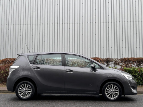 Toyota Verso VALVEMATIC ICON 5