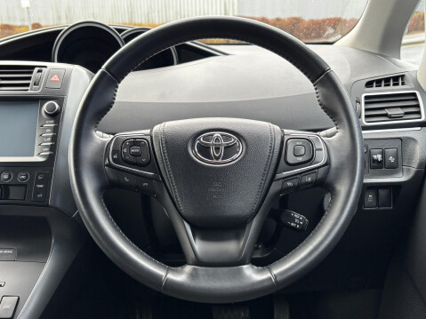 Toyota Verso VALVEMATIC ICON 14