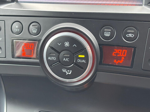 Toyota Verso VALVEMATIC ICON 19