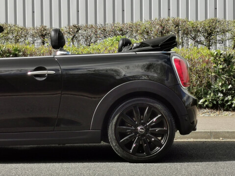 Mini Convertible COOPER EXCLUSIVE 10