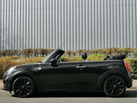 Mini Convertible COOPER EXCLUSIVE 4