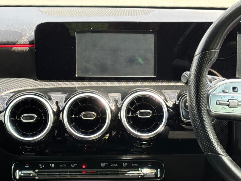 Mercedes-Benz A Class A 200 AMG LINE 18