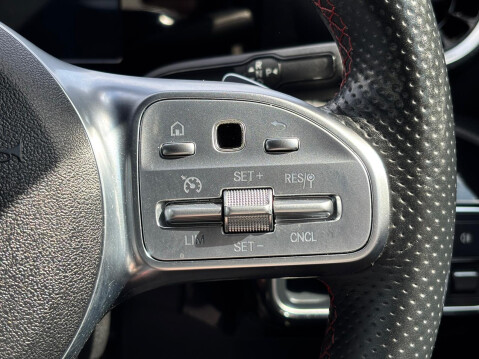 Mercedes-Benz A Class A 200 AMG LINE 26