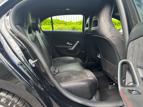Mercedes-Benz A Class A 200 AMG LINE 28