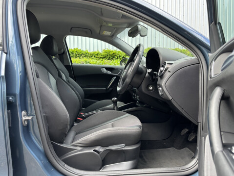 Audi A1 SPORTBACK TFSI SPORT 10