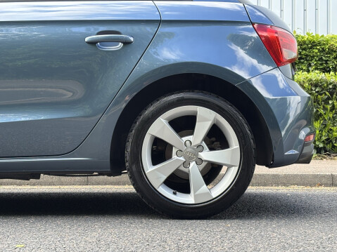 Audi A1 SPORTBACK TFSI SPORT 18