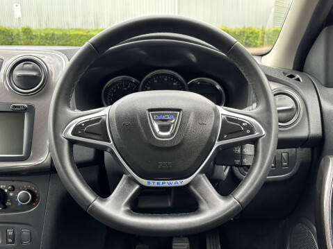 Dacia Sandero Stepway COMFORT TCE 14